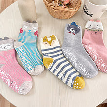 Load image into Gallery viewer, Artfasion Non-Slip Girls Ankle Socks With Grips - Novelty Cute Animal Pattern Cotton Crew Socks for 11-14 Years Girls & Boys, 5 Pairs