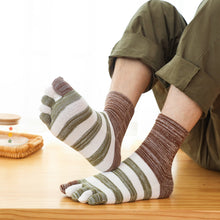 Load image into Gallery viewer, Artfasion's Stripes Five Finger Socks for Men - Comfortable and Stylish Toe Separating Socks (5 Pairs)