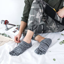 Load image into Gallery viewer, Artfasion's Five Finger Men's Socks - Comfortable and Breathable Footwear (3 Pairs)