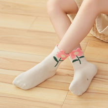 Load image into Gallery viewer, floral crew socks for girls