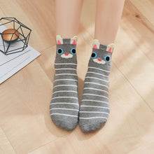 Load image into Gallery viewer, grey stripes animal socks for women