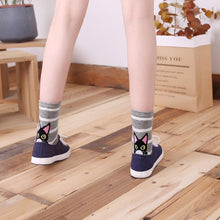 Load image into Gallery viewer, grey sneaker's socks for women