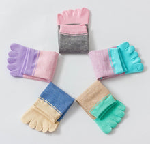 Load image into Gallery viewer, 5 pairs cute crew socks for women