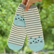Load image into Gallery viewer, grey stripes cat design socks