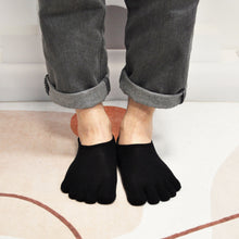 Load image into Gallery viewer, Artfasion's 5 Finger No-Show Neutral Colors Anti-Slip Men's Socks - Comfortable and Secure (4 Pairs)
