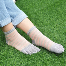 Load image into Gallery viewer, stripes ankle socks for women