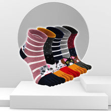 Load image into Gallery viewer, Artfasion  Cute Cat Design 5 Finger Crew Socks for Women, 5 Pairs