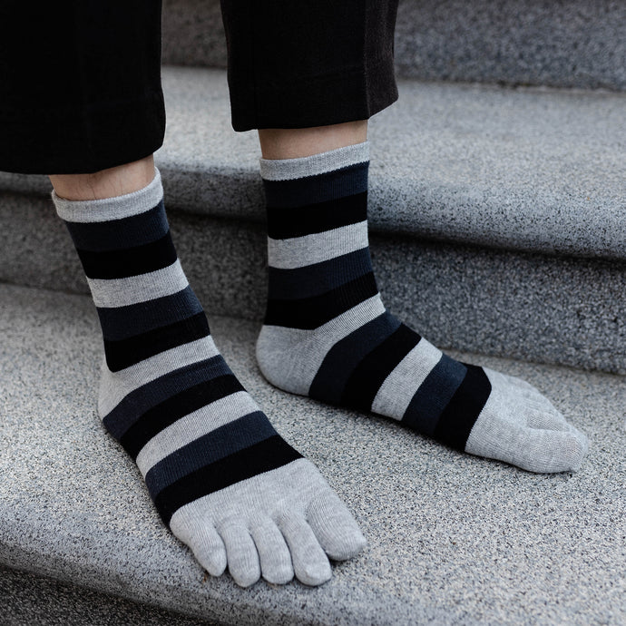 Enhancing Your Style: The Ultimate Guide to Choosing the Perfect Pair of Socks