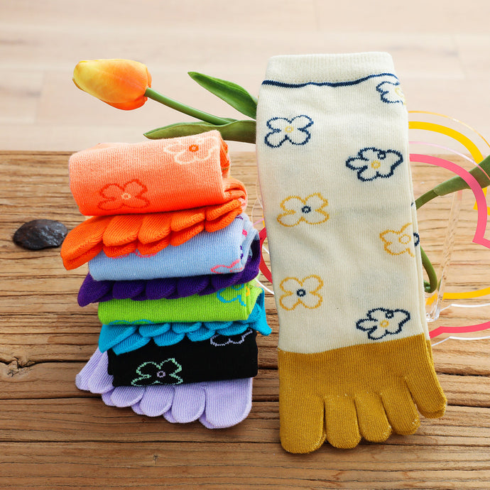 Comfy Socks for Summer: Keeping Your Feet Cool and Cozy