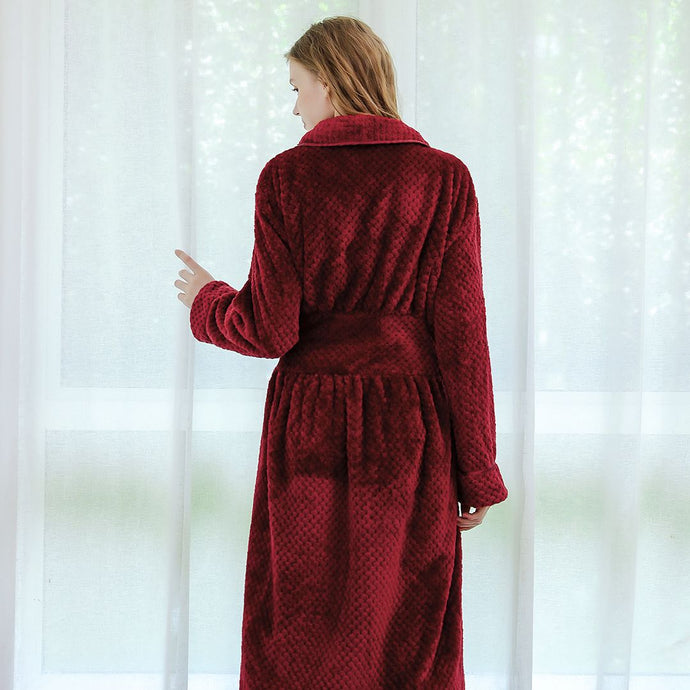 Unlocking the Comfort and Style: The Benefits of Bathrobes