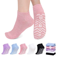 Load image into Gallery viewer, 5 Pairs Breathable Non Slip Ankle Grippy Socks with Gripper for Pregnant Elderly Seniors Women Hospital Recovery and Home Use
