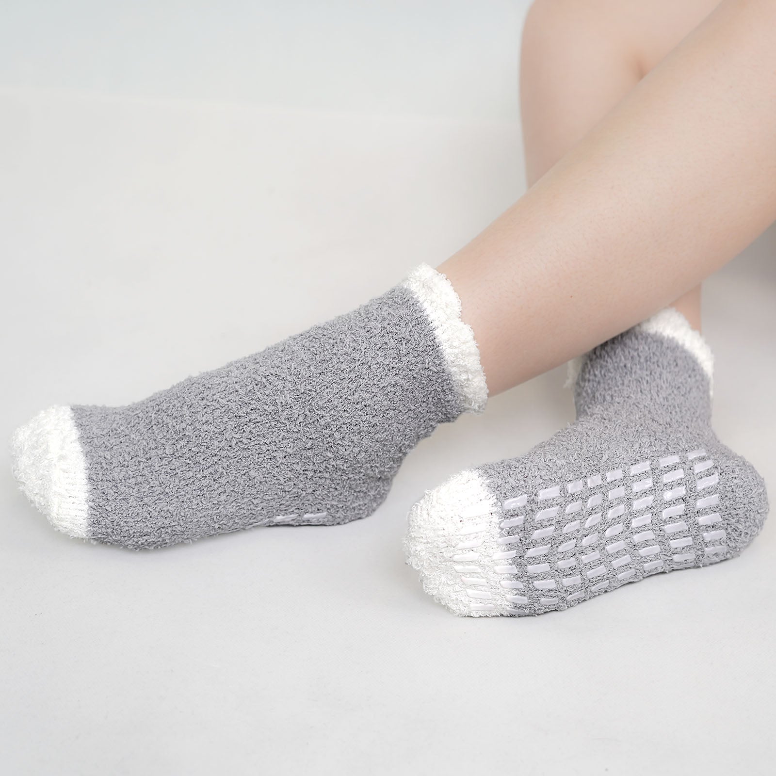 5 Pairs Fuzzy Socks for Women Thicker Warm Soft with Grips Fleece-Lined  with Grippers Slipper Plush Fuzzy Socks Sleep Cozy Socks Sleep Socks Winter  Soft Comfort Fluffy Sock Warm Winter Home Hospital