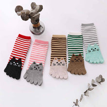 Load image into Gallery viewer, LOFIR Womens Toe Socks 5 Finger Cotton Comfy Novelty Cute Cat Animal Athletic Ankle Crew Sock for Ladies, 5 Pairs
