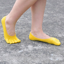 Load image into Gallery viewer, yellow 5 finger no show socks for women
