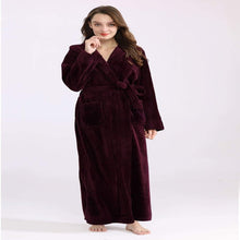 Load image into Gallery viewer, wine bathrobe for winter
