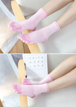 Load image into Gallery viewer, pink cute stripes crew socks for women
