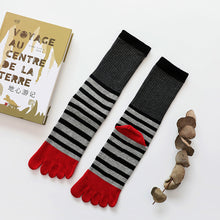 Load image into Gallery viewer, 5 fingers black and red stripes executive socks for men
