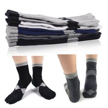 Load image into Gallery viewer, cotton athletic crew socks for men
