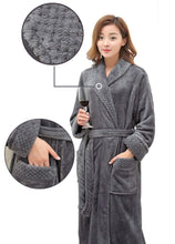 Load image into Gallery viewer, Grey bathrobe with lapel collar and 2 side pockets
