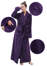 Load image into Gallery viewer, Long flannel purple bathrobe with lapel collar cuffs and 2 side pockets
