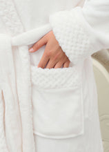 Load image into Gallery viewer, white flannel bathrobe with 2 side pockets
