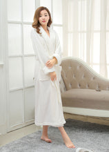 Load image into Gallery viewer, white flannel bathrobe 
