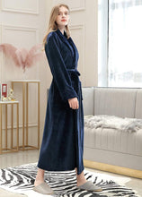 Load image into Gallery viewer, Classic design navy blue bathrobe
