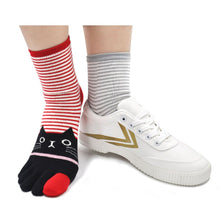 Load image into Gallery viewer, animal themed crew socks for women
